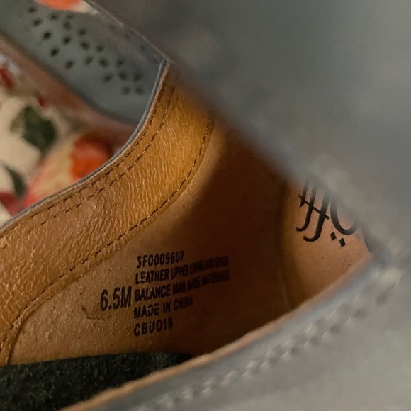 Sofft booties size 6.5- NWOT - Picture 8 of 8